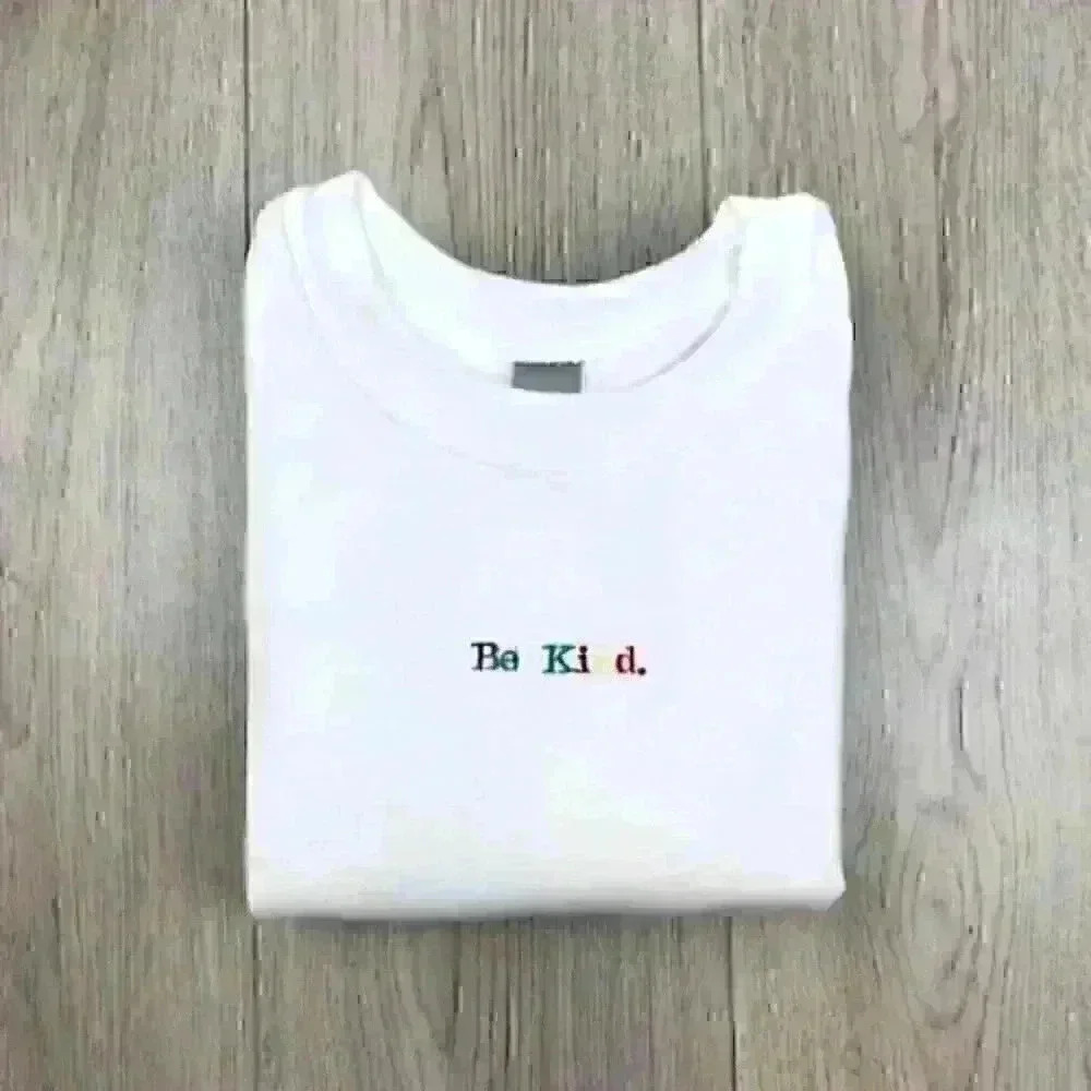 White Embroidered Crewneck Sweatshirt "Be Kind"